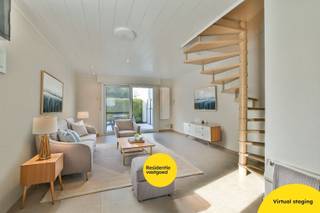 Deze verzorgde halfopen vakantiewoning met drie slaapkamers is rustig gelegen nabij het bos en op wandelafstand van het centrum van De Haan en...