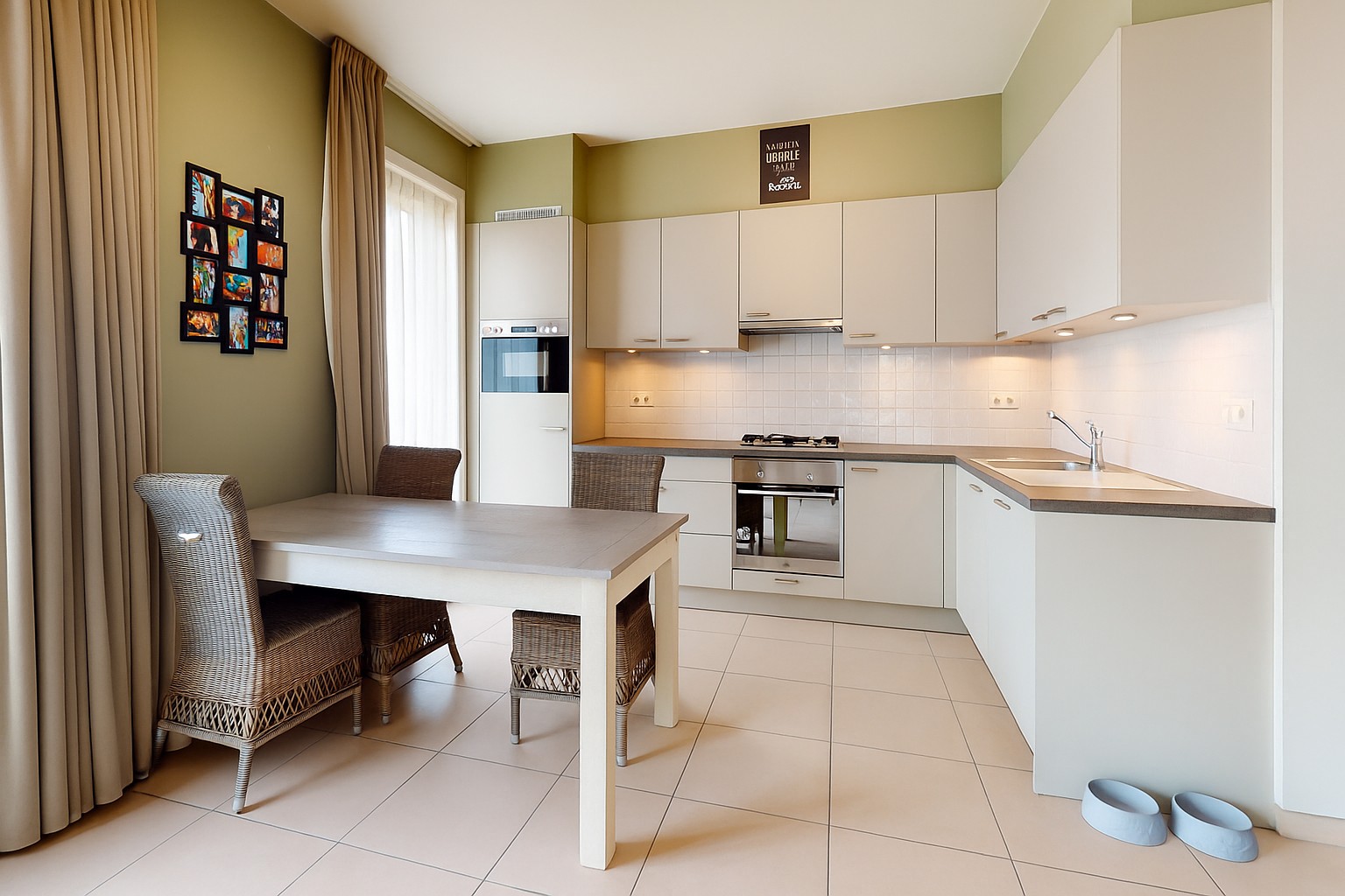 Ruim en recent gelijkvloers appartement in het centrum - foto 4