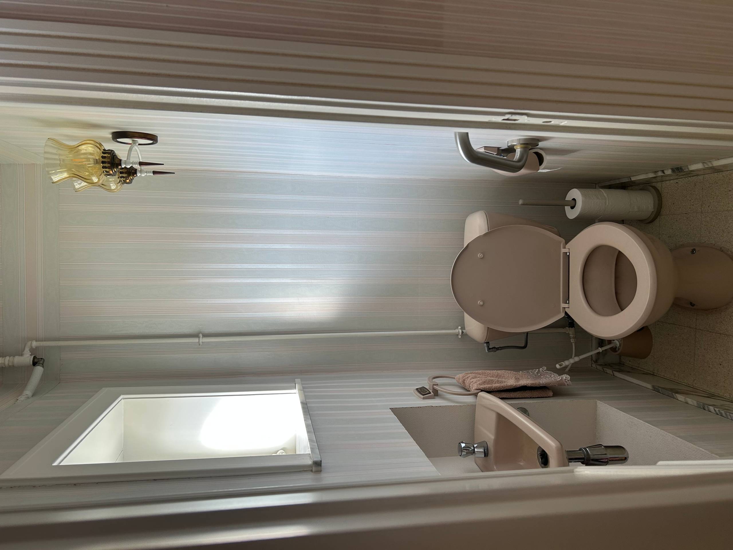 Karaktervolle woning met 3 slaapkamers &amp; tuin in Ledegem. - foto 3