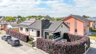 Bent u op zoek naar een instapklare woning die comfort, ruimte én duurzaamheid combineert? Deze recent gerenoveerde woning in het centrum van...