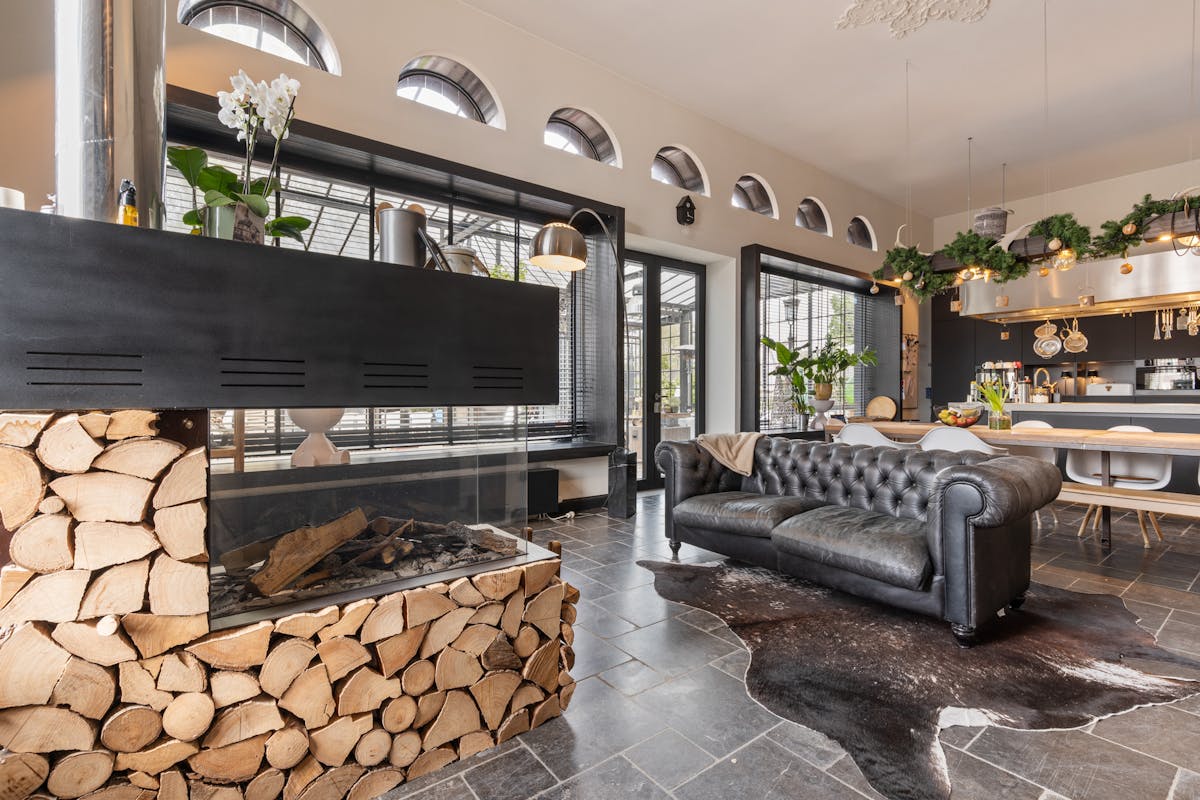 Karaktervol herenhuis met prachtige authentieke elementen te koop in Opglabbeek - foto 5