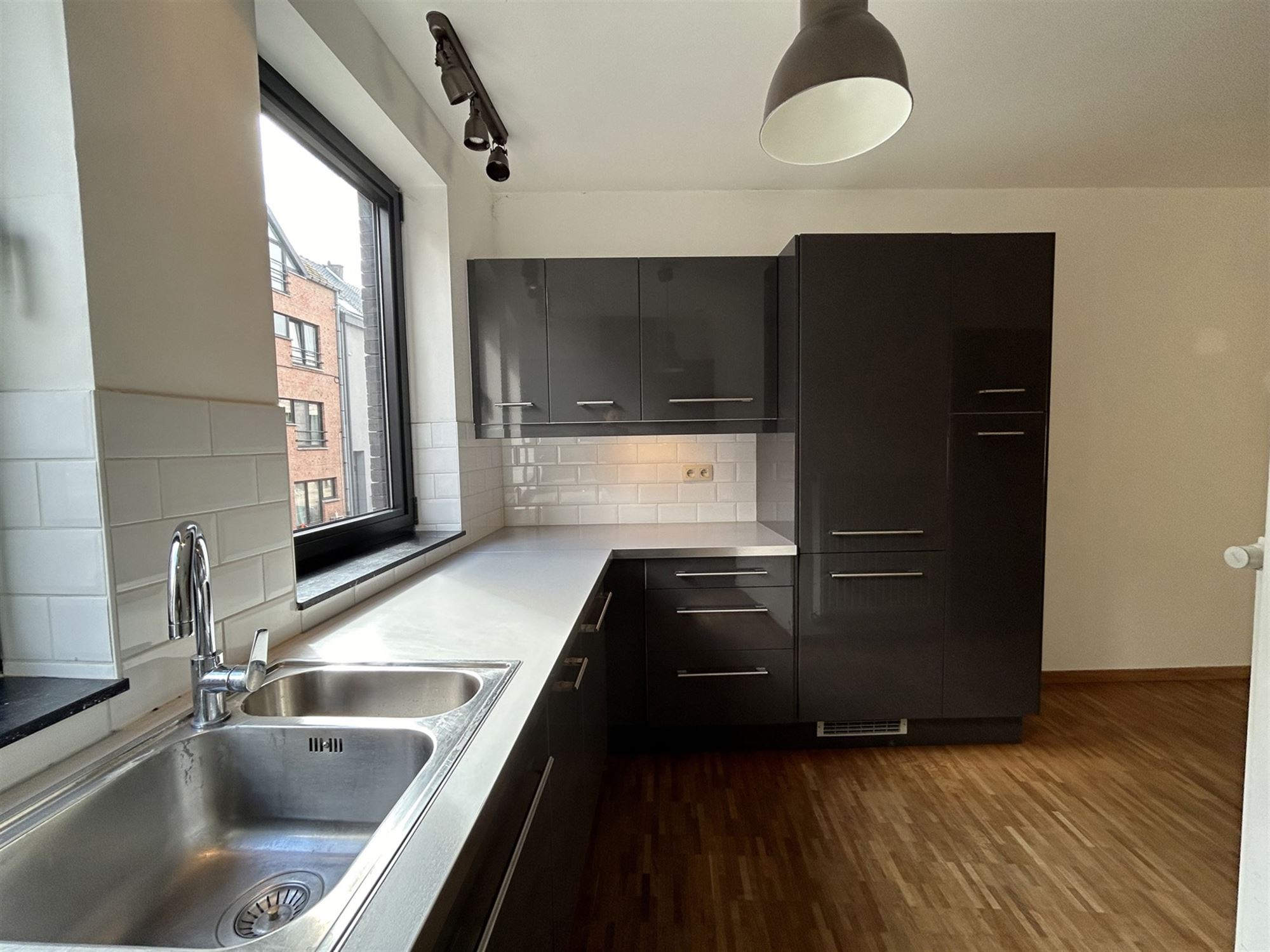 Ruim en lichtrijk appartement binnen de ring van Leuven! - photo 5
