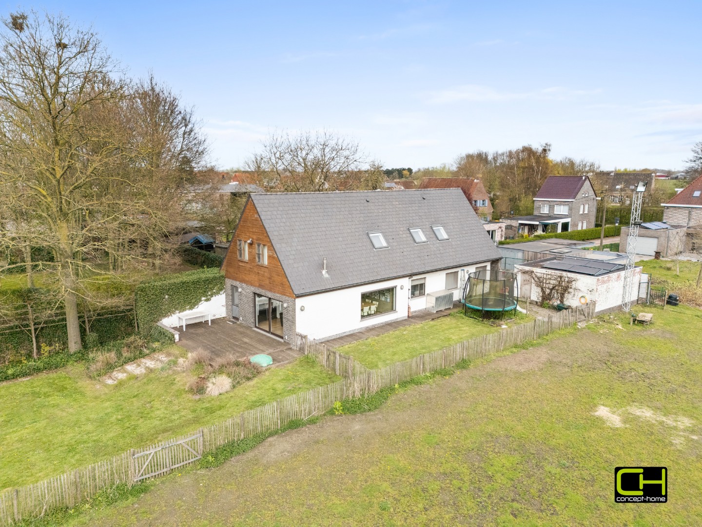 Ruime woning op een perceel van 4.949 m² te koop in Lievegem - foto 2