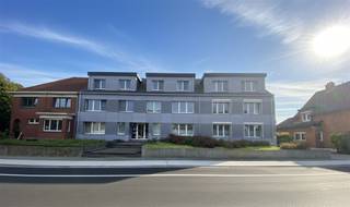  Ground-floor apartment in a quiet location, ideally situated near Kortenberg station! Layout: spacious entrance hall with cloakroom and guest...