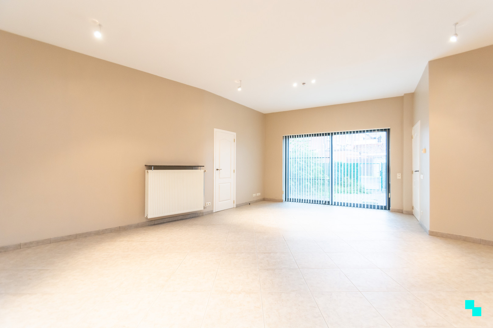 Gelijkvloers appartement met terras in hartje Merelbeke - foto 3