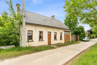 Maison de charme avec caractère et potentiel dans l'Oosterzele vert / BalegemBienvenue dans cette charmante maison située dans le calme et la...