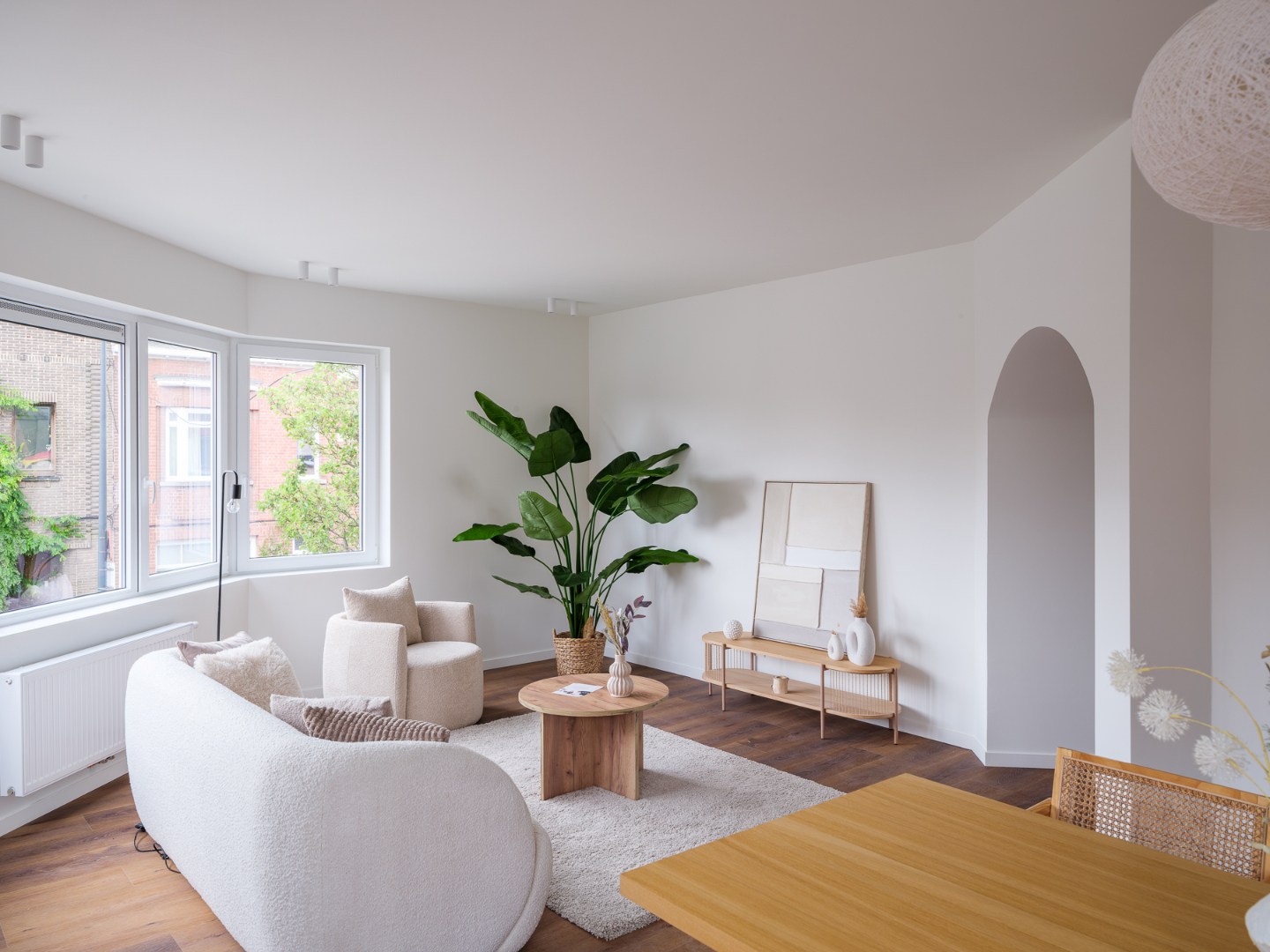 Lichtrijk hoekappartement met twee slaapkamers - foto 3