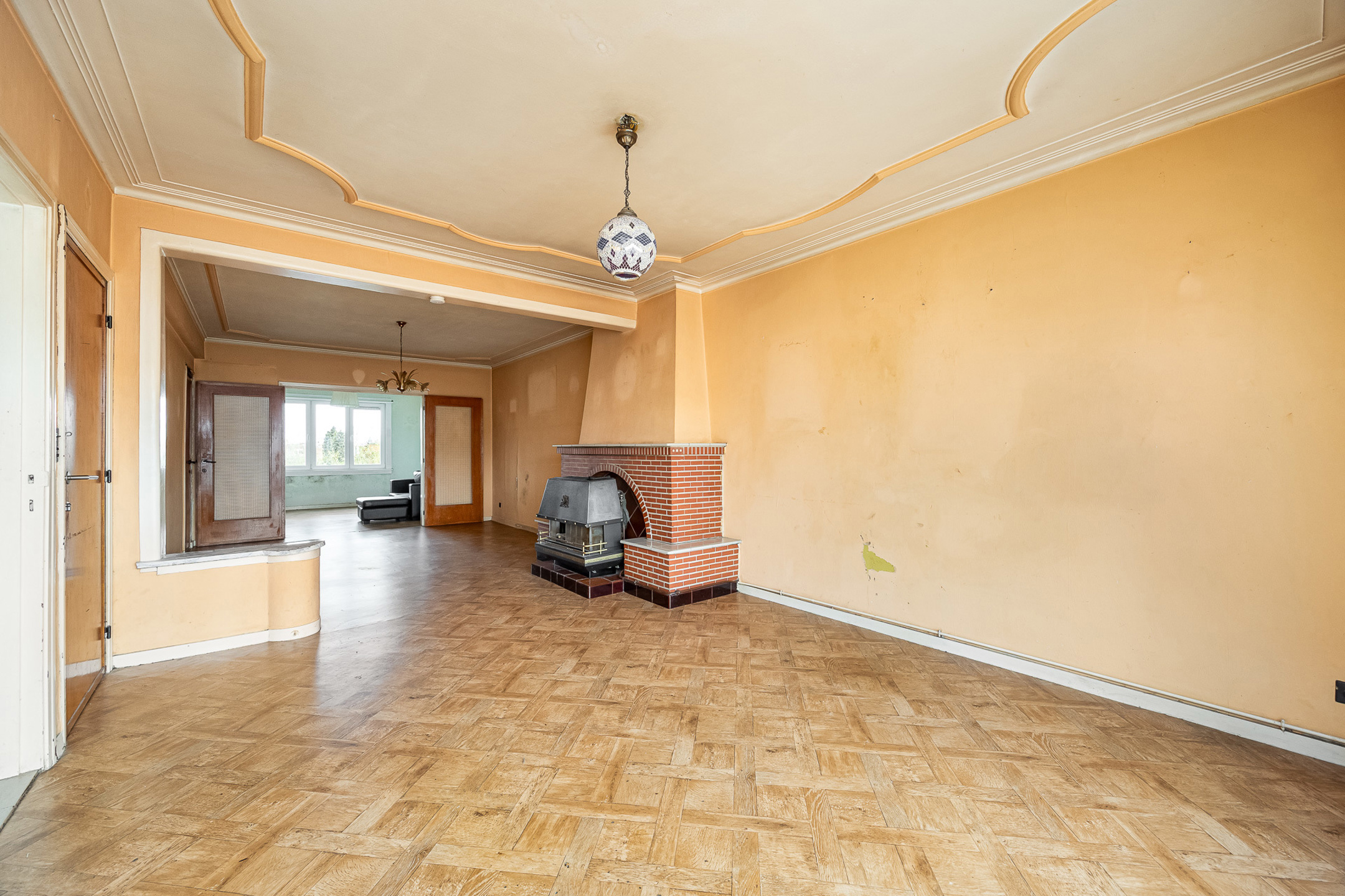 te renoveren appartement met 2 slaapkamers - foto 4