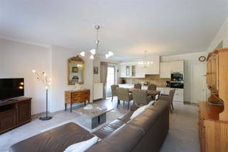 Landelijke kangoeroewoning met 5 slaapkamers in een groene, rustige omgeving Omgeving:+ Gelegen in het charmante dorp 's Herenelderen, omringd door...