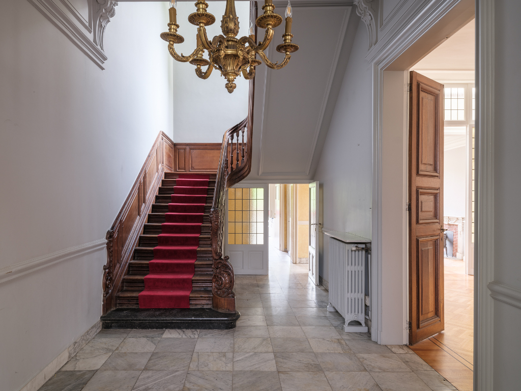 Indrukwekkende dubbelwoning (bvo samen 885 m²) op absolute toplocatie in het centrum - foto 2