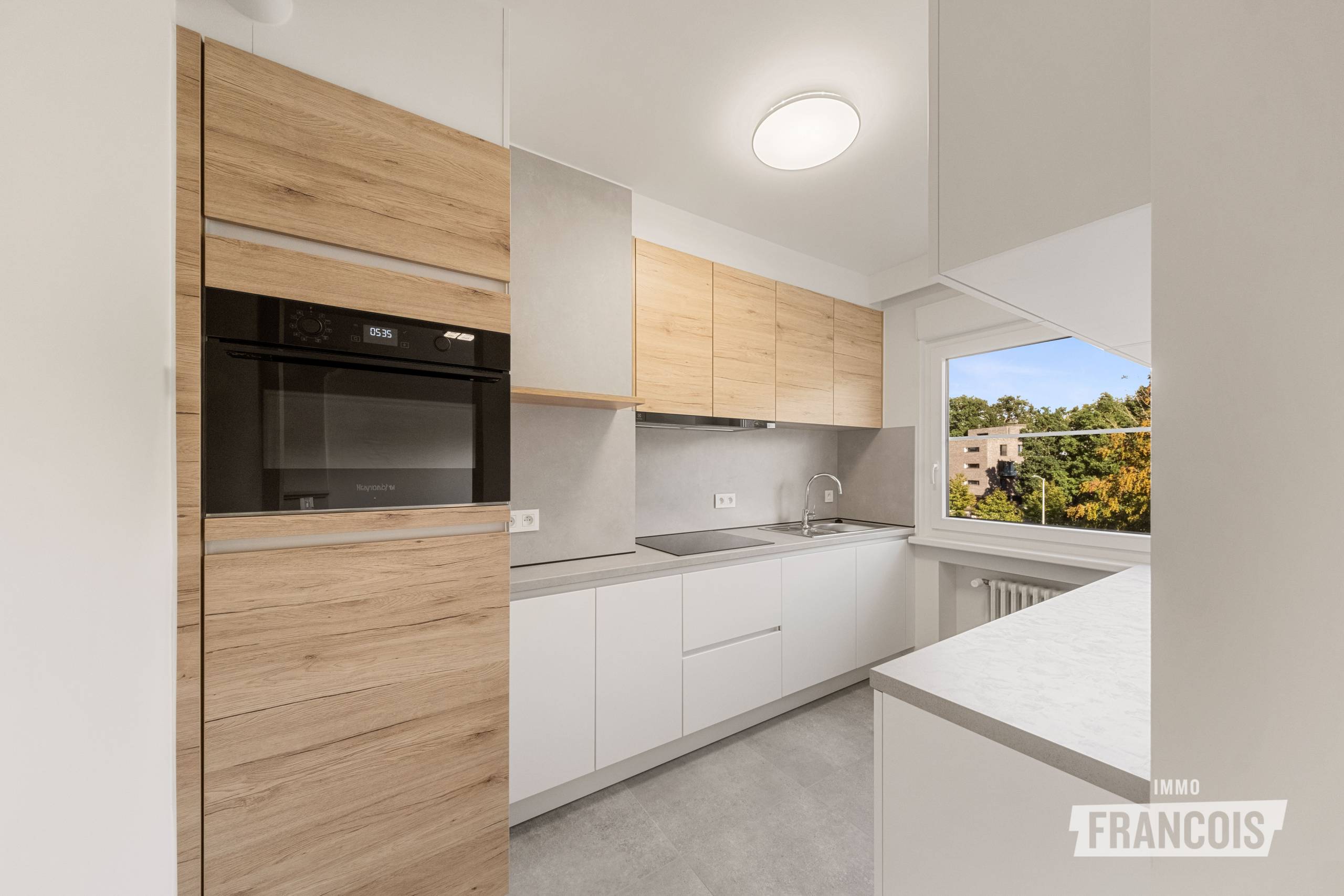 Volledig gerenoveerd appartement met twee slaapkamers op toplocatie te koop te Sint-Michiels - foto 5