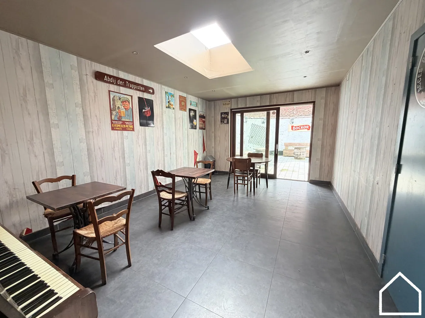 Commercial à vendre à Ypres avec 4 chambres - photo 4