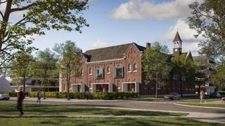 Dit nieuwbouwappartement, gelegen aan de Karmellaan in Leopoldsburg, biedt een moderne woonervaring op het tweede verdiep. Met een bewoonbare oppervlakte van 141 m² is dit appartement ruim en voorzien van alle comfort die je van een hedendaagse woning mag verwachten.<br /><br />Bij binnenkomst leidt de inkomhal naar de verschillende ruimtes. De open keuken is volledig naar wens af te werken, zodat je het helemaal kunt personaliseren. Aansluitend aan de keuken bevindt zich een ruime eet- en zithoek die dankzij grote ramen veel natuurlijk licht binnenlaat. Deze ruimte geeft bovendien toegang tot een terras van 11,1 m², ideaal georiënteerd op het zuidwesten, waardoor je optimaal kunt genieten van de middag- en avondzon.<br /><br />De twee slaapkamers zijn respectievelijk 13,10 m² en 12,68 m² groot en bieden voldoende ruimte voor een tweepersoonsbed en opbergmogelijkheden. De badkamer is praktisch ingedeeld en kan eveneens naar eigen smaak worden afgewerkt. Verder is er een apart toilet, een berging met aansluitingen voor wasmachine en droogkast, en een gemeenschappelijke trappenhal met toegang tot de lift.<br /><br />Het appartement is uitgerust met een energie-efficiënt ventilatiesysteem D, een warmtepomp, vloerverwarming, actieve koeling en zonnepanelen, wat niet alleen bijdraagt aan het wooncomfort, maar ook aan de duurzaamheid en energiebesparing. De optionele staanplaats biedt de mogelijkheid tot het plaatsen van een laadpunt voor een elektrische wagen, en ook een kelderberging kan optioneel worden voorzien.<br /><br />De ligging is bijzonder gunstig, met scholen, openbaar vervoer, winkels, restaurants en ontspanningsmogelijkheden op wandelafstand. Dit alles maakt van dit appartement een unieke kans voor wie op zoek is naar een instapklaar en energiezuinig nieuwbouwappartement in het hart van Leopoldsburg.<br /><br />Plan vandaag nog een afspraak en ontdek de mogelijkheden die dit appartement te bieden heeft.