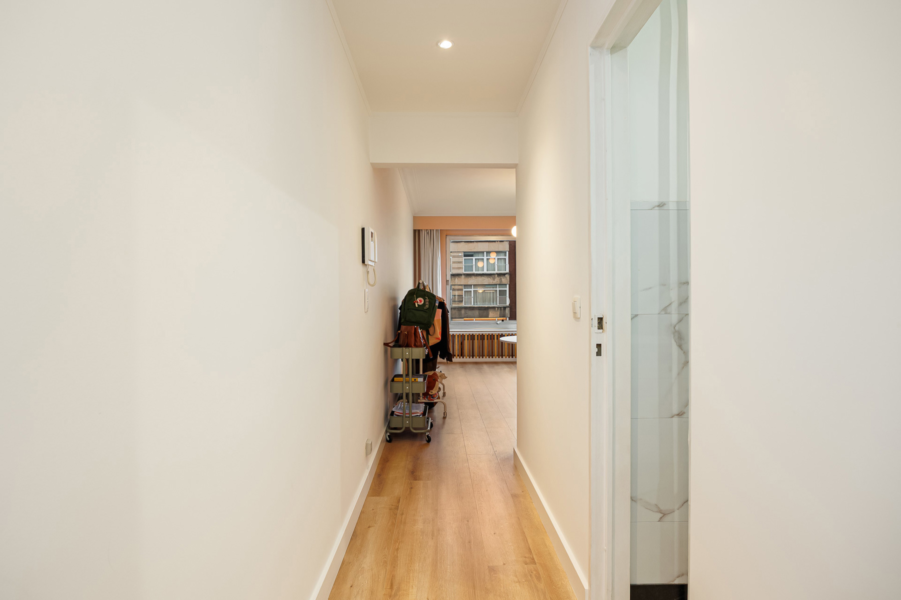 Gerenoveerde studio op toplocatie aan de Belgiëlei - foto 4