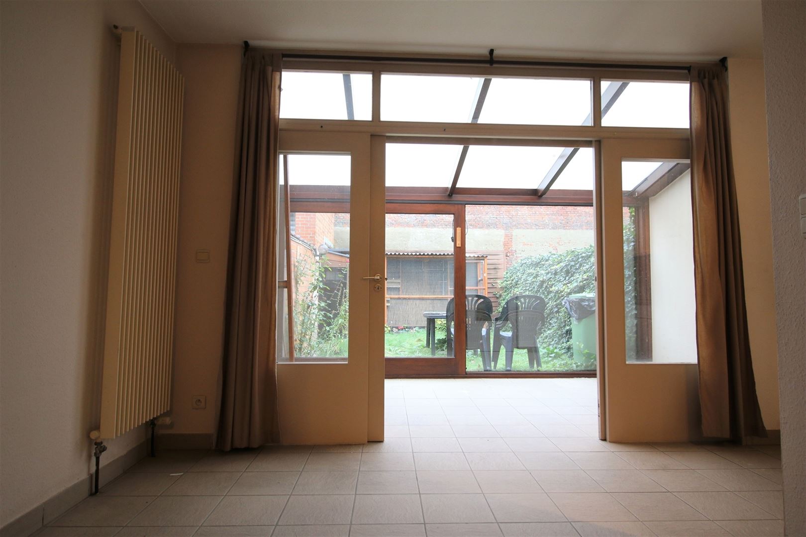 Gelijkvloersappartement met 1 slaapkamer en tuin in centrum Merksem - foto 5