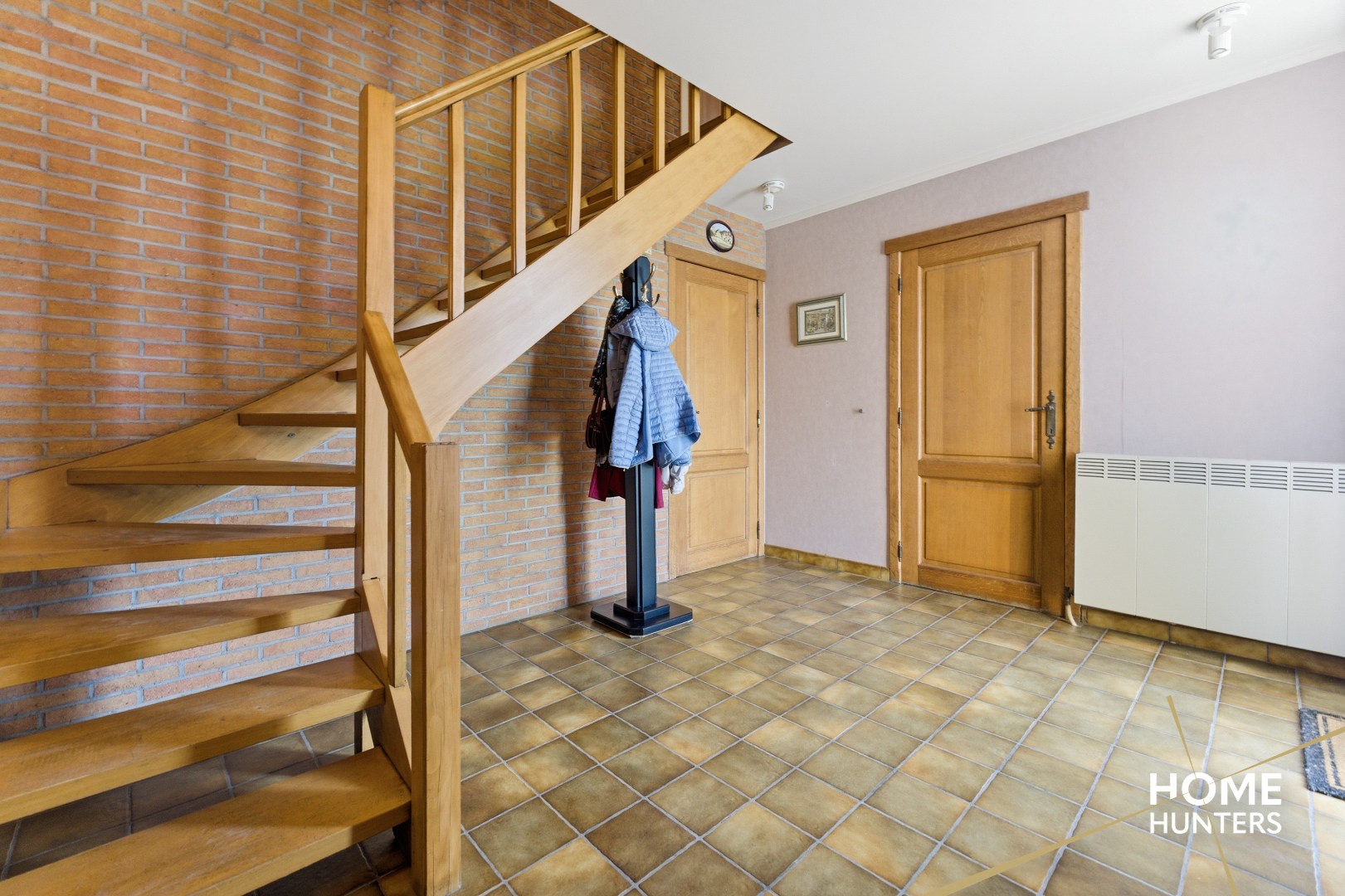 Instapklare villa met 5 slaapkamers, een ruime garage en een prachtige tuin te Dikkebus - foto 4