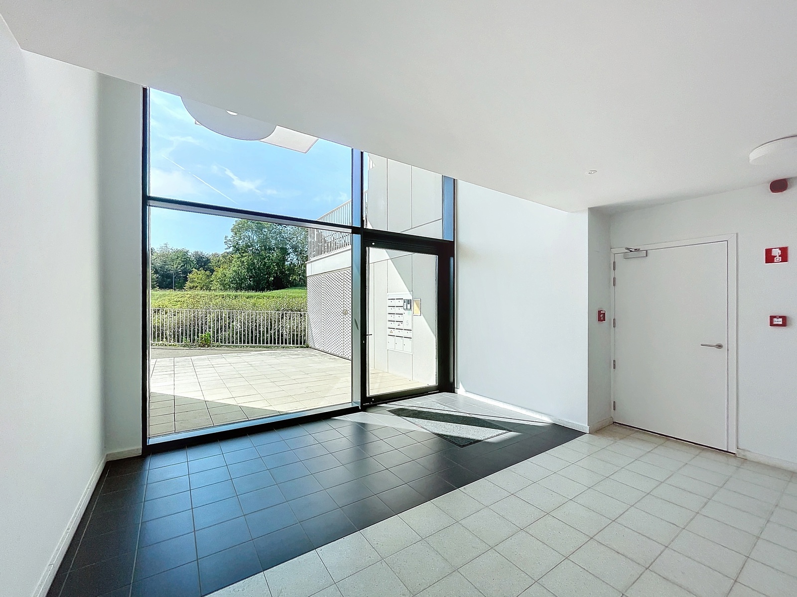 1 slpk app met terras en inpandige parkeerplaats - foto 4