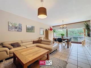 Welcome to this magnificent ready-to-move-in apartment, ideally located in a quiet, leafy area of Molenbeek-Saint-Jean.A home that perfectly combines...