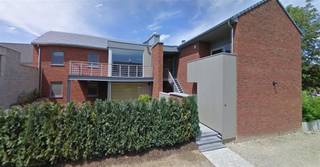 Dit volledige appartementsgebouw is een buitenkans voor elke investeerder met een groter budget: deze 4 appartementen van elk ongeveer 100m2...