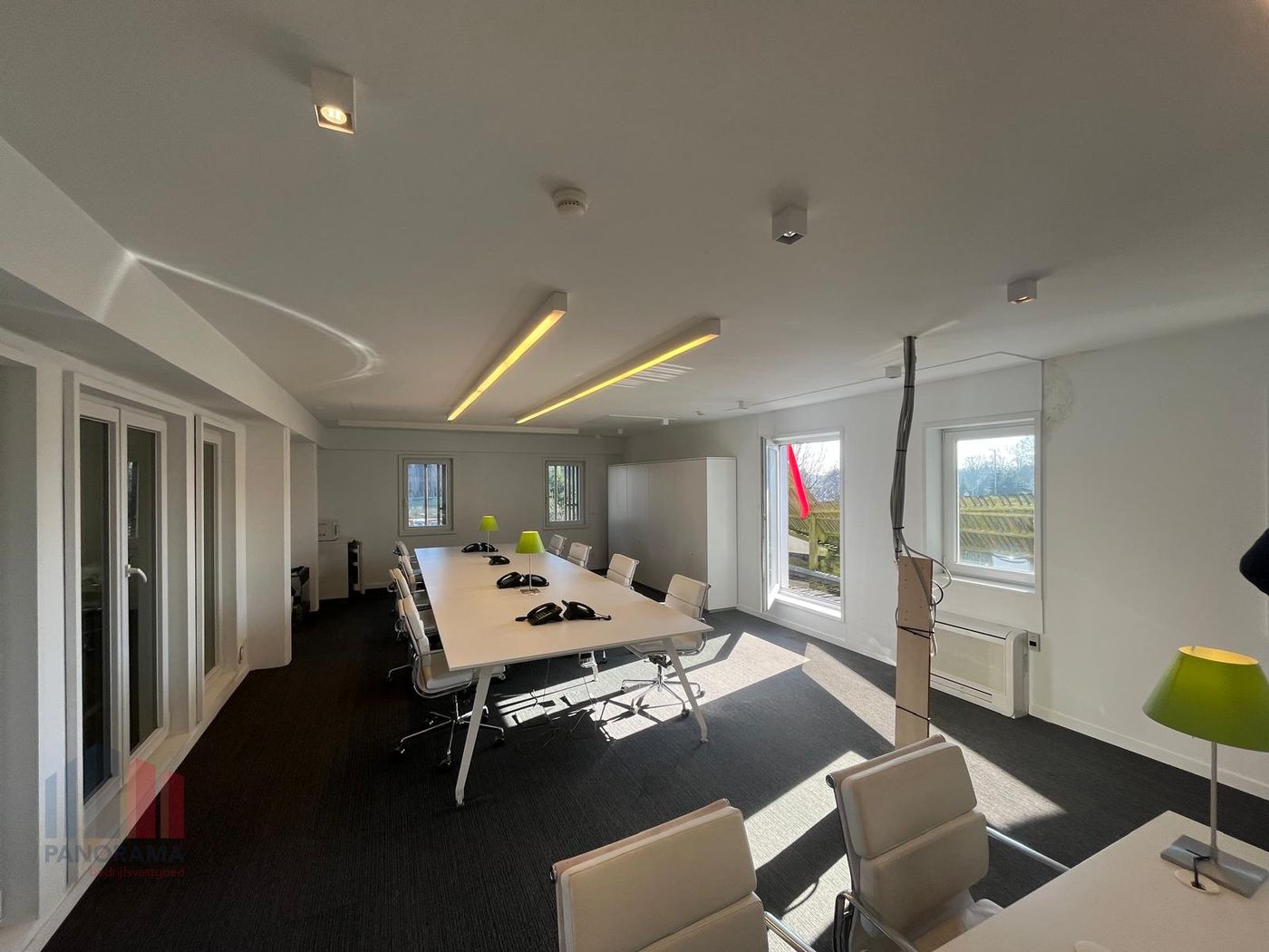 Modern office spaces with terrace and prime location on E40 slip road - photo 5