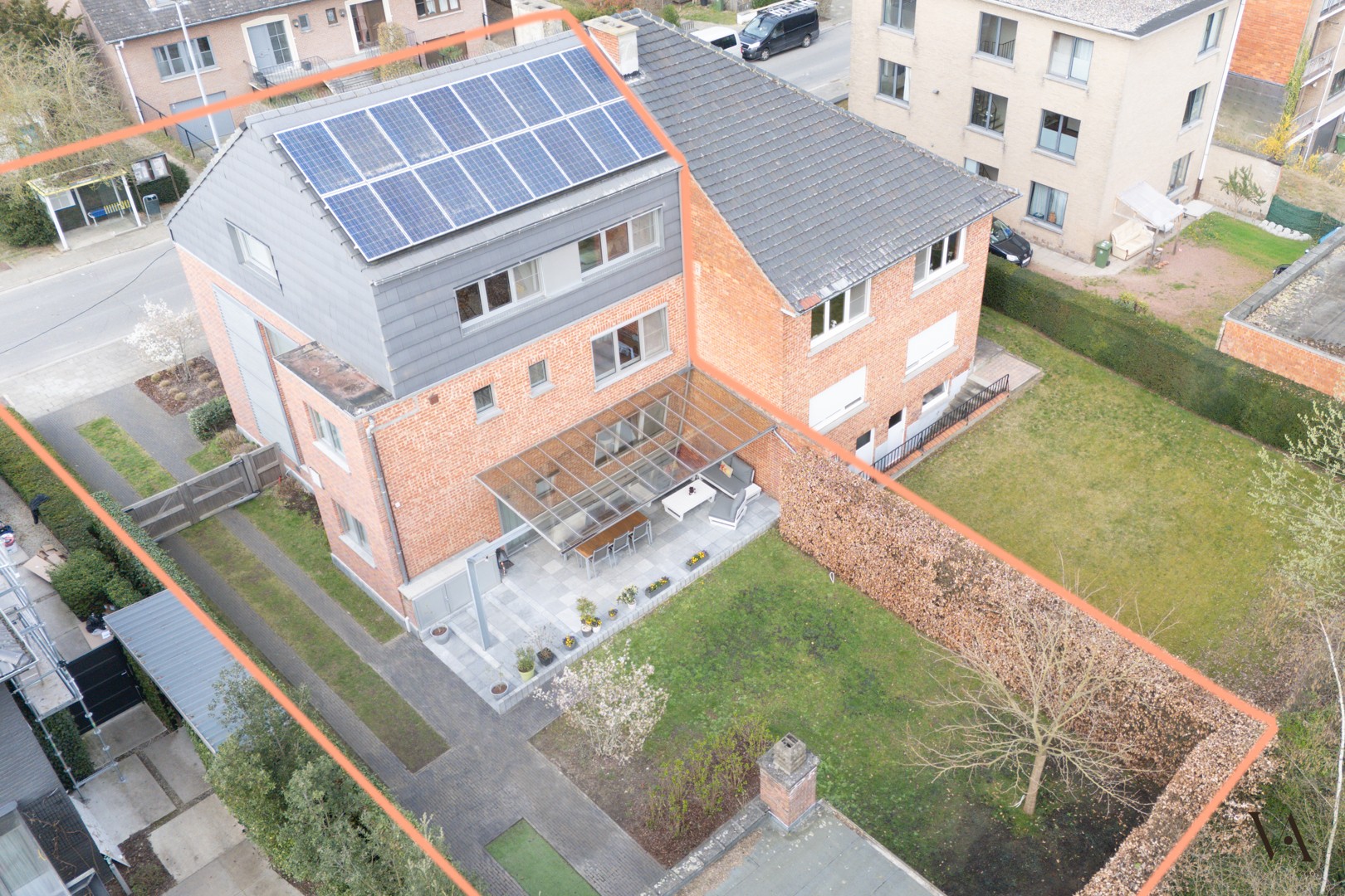 Prachtig gerenoveerde, ruime gezinswoning in de gegeerde Spaanse Kroonwijk - foto 1