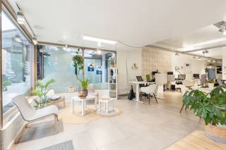 Te koop: handelspand in gesloten bebouwing aan de Leopold II Laan in Oostduinkerke. Dit handelspand, gebouwd in 2008, is gunstig gelegen langs een...