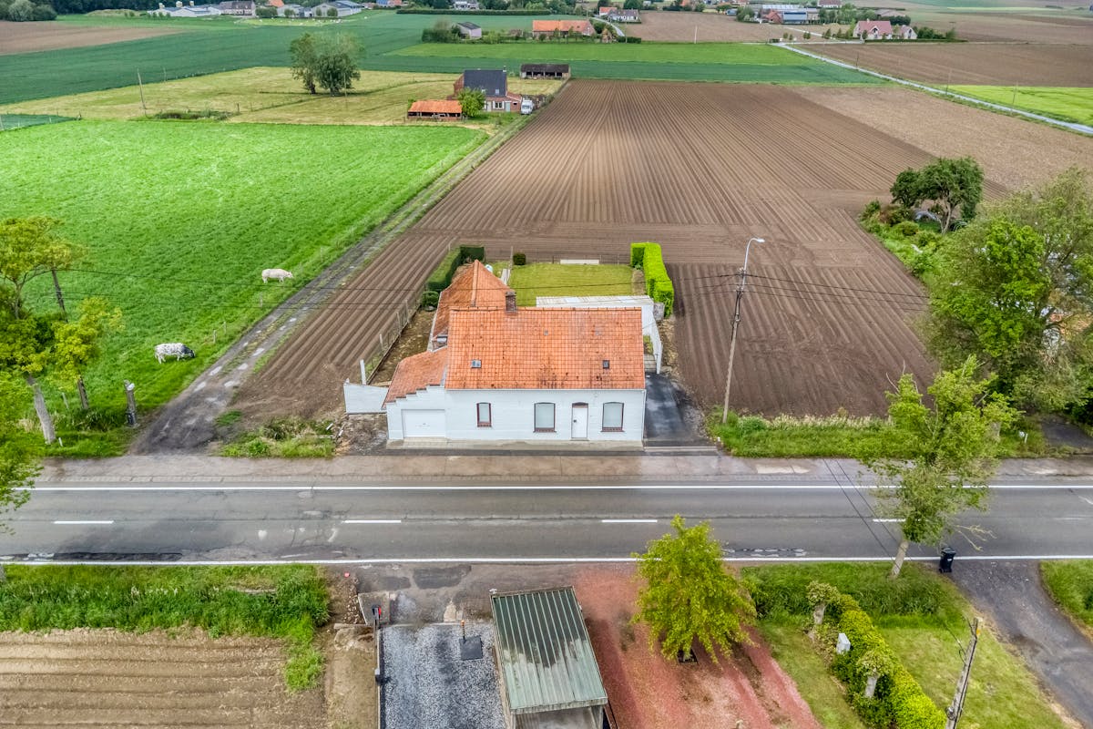 Alleenstaand huis te koop in de Abeelseweg in Poperinge - foto 1