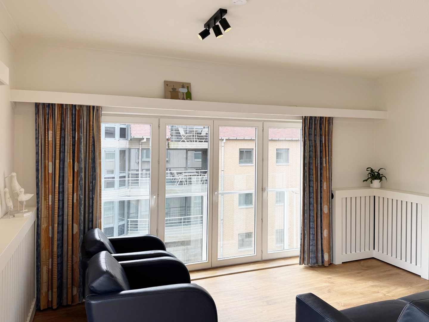 Appartement met zijdelings zeezicht te Nieuwpoort-Bad. - foto 5