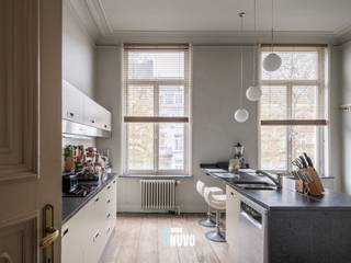 Exclusief herenhuis met mogelijkheid tot kangoeroewoning  Doe een bod vanaf  1.100.000€ Dit prestigieus herenhuis is gelegen op het Keizersplein dat...