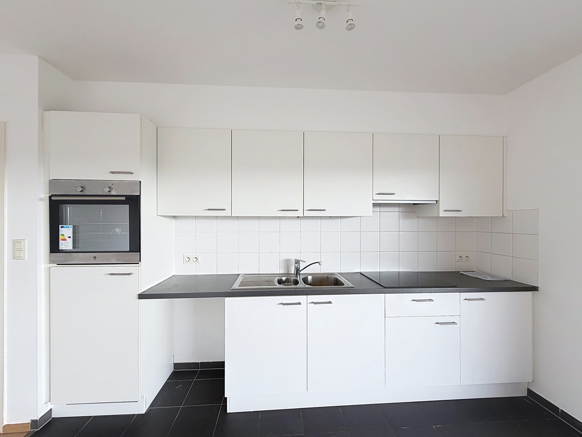 Appartement met 1 slaapkamer + parkeerplaats - foto 5