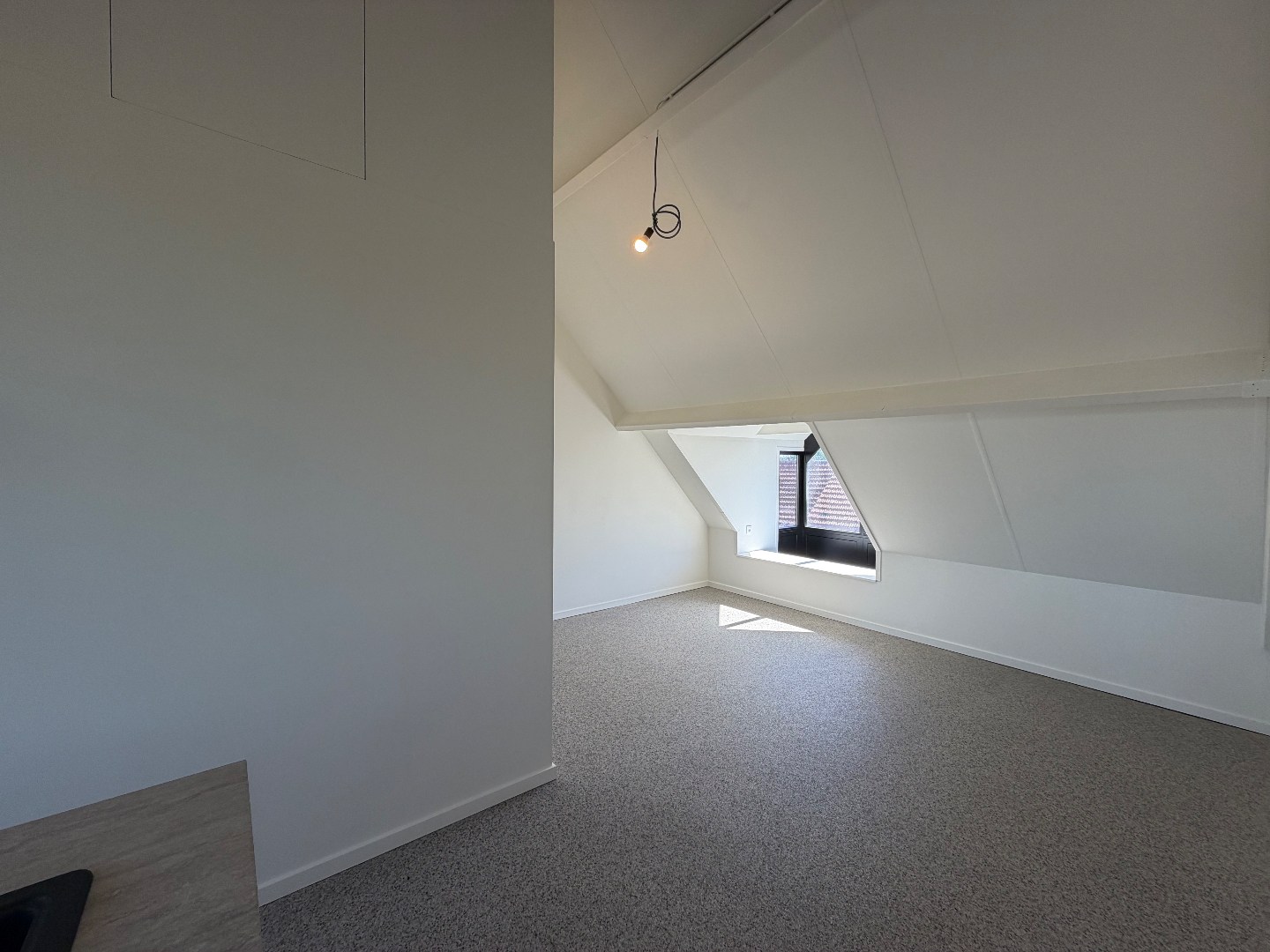 Prachtig gerenoveerd éénslaapkamer appartement te huur in centrum Geel! - foto 4