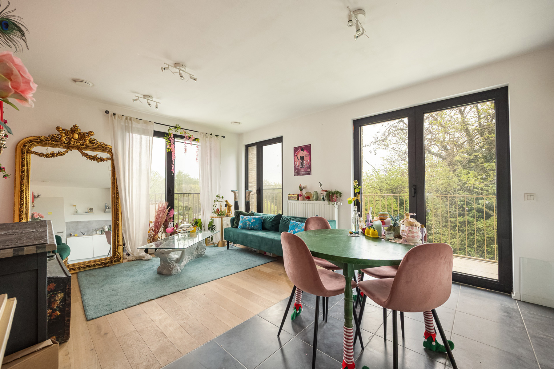 Modern 1-slaapkamerappartement met terras - foto 2