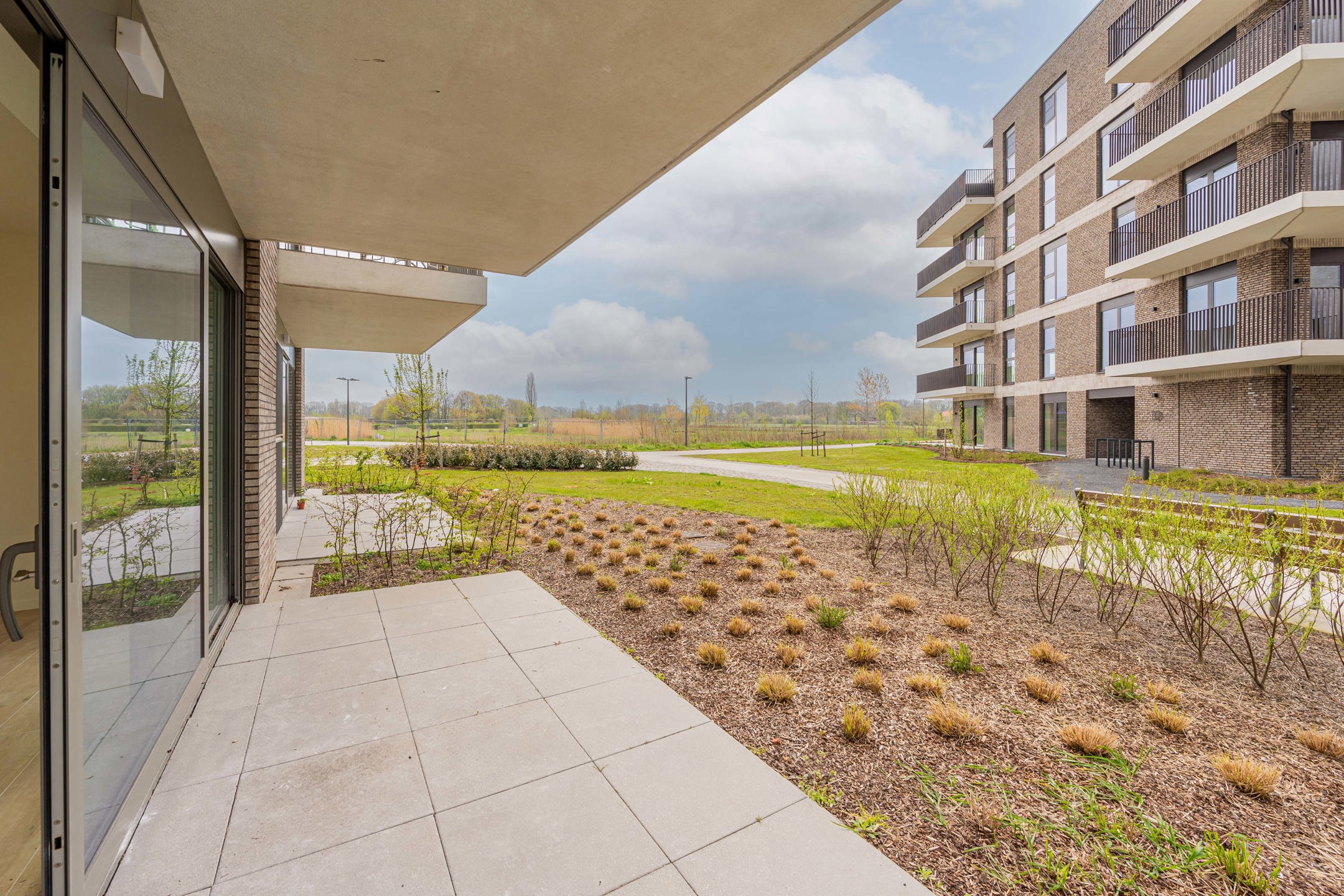 Gelijkvloersappartement met 2 slaapkamers - foto 5
