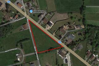 Centraal gelegen perceel landbouwgrond op 4047m² te Heist-op-den-Berg.Straatbreedte: +- 133 m².Het perceel is bereikbaar via de Maria Coolstraat en...