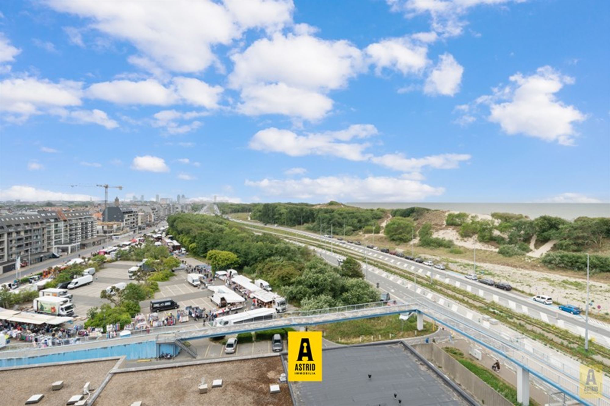 Uitzonderlijk aanbod! Duplexappartement op topligging met open zeezichten en riant zonne(dak)terras! - foto 3