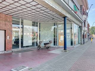 Kantoorruimte/opslagplaats/commerciële ruimte van 60m², gelegen op een uitloper van het centrum van Berlaar - nabij het station en...