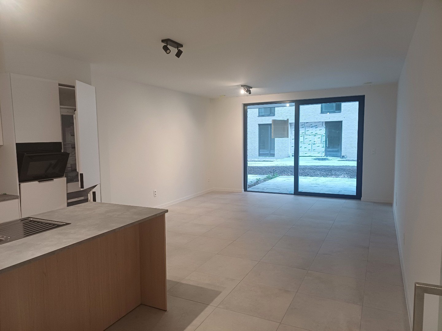 Instapklaar gelijkvloers energieneutraal 2 slaapkamer nieuwbouw-appartement in Neerpelt centrum - foto 4