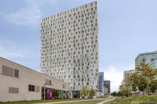 Welkom in deze studio met prachtig uitzicht over Antwerpen.Deze studio bevindt zich op de 8e verdieping en maakt deel uit van een mooi project...