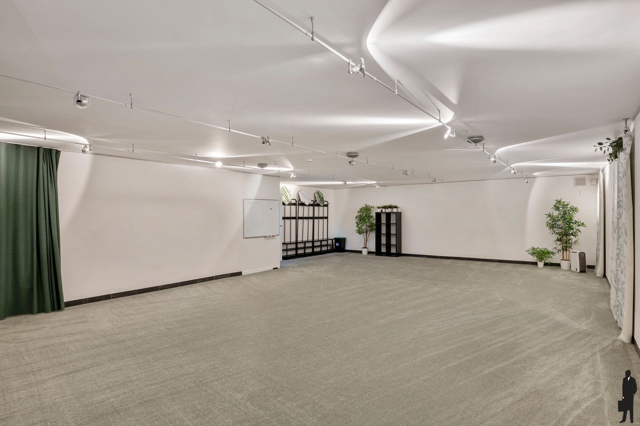 Zeer ruime (502 m²) handelswoonst op toplocatie in Oostmalle - foto 3