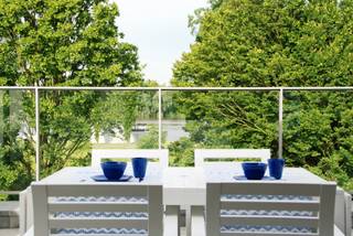 Te huur in het hart van Sint-Amands, met prachtig zicht op de kerk en de Schelde: deze karaktervolle en polyvalente duplexwoning met een...