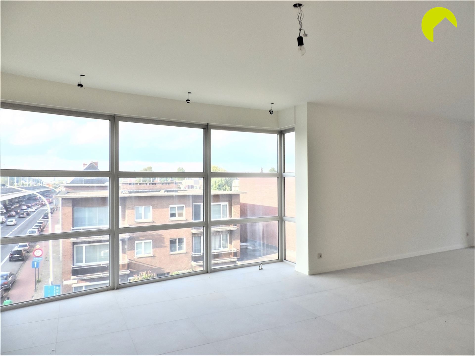 Investment property - photo 3