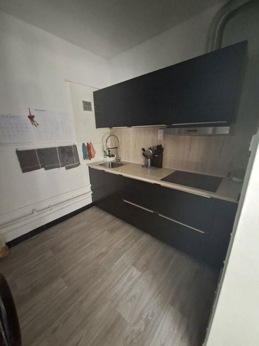 Ruim 2-slaapkamerappartement te huur in Hemiksem - foto 4
