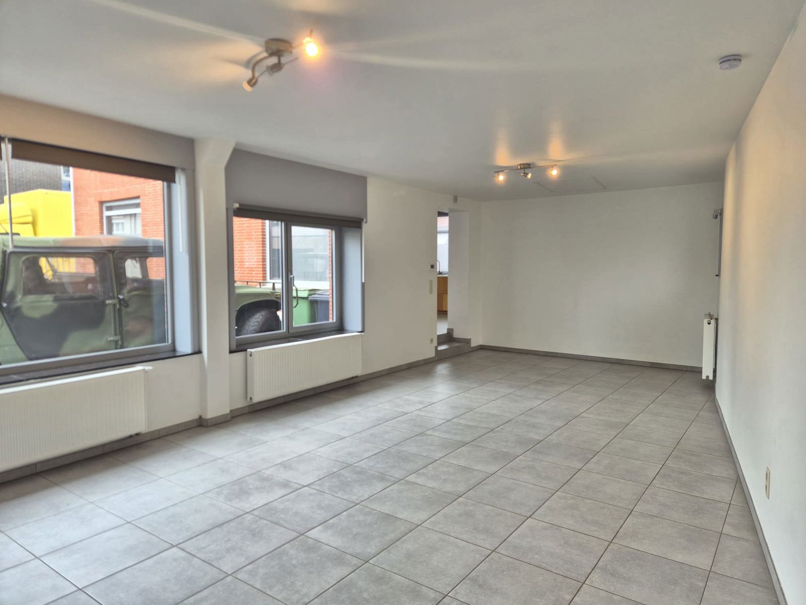 Woning met 5 slaapkamers, terras en 2 parkeerplaatsen - IMPE - foto 4