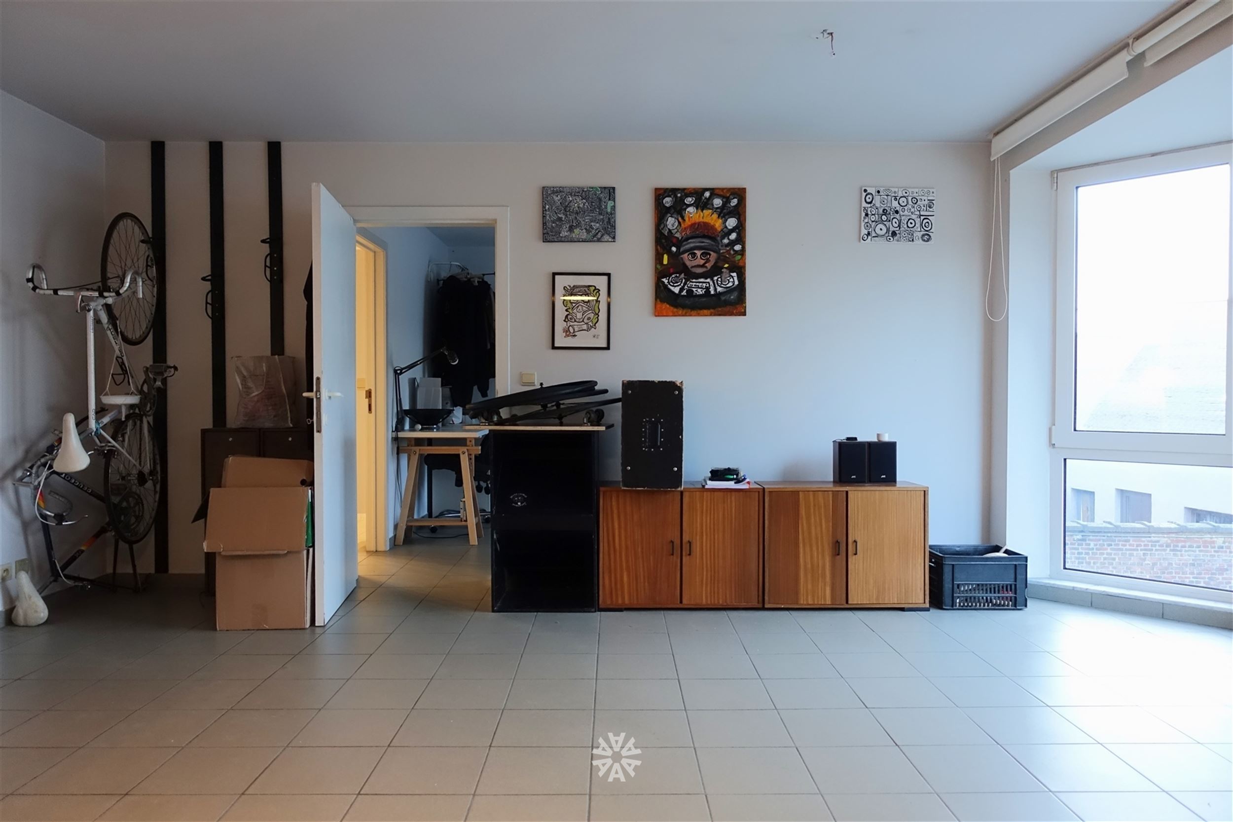 Goed gelegen appartement met parkeerplaats te huur in Gent - foto 2