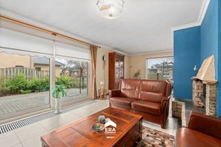 [[ DIT PAND NEEMT DEEL AAN DE ERA OPEN HUIZEN DAG OP 14/3 VAN 9:30 TOT 10:30 ]]Te koop: ruime woning met 6 slaapkamers in Oudsbergen, gelegen in een...