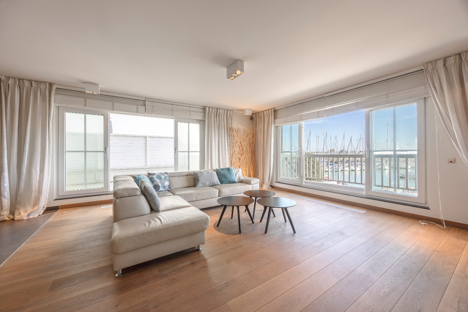 Luxe 3 slaapkamer appartement met zicht op de Jachthaven van Nieuwpoort - foto 4