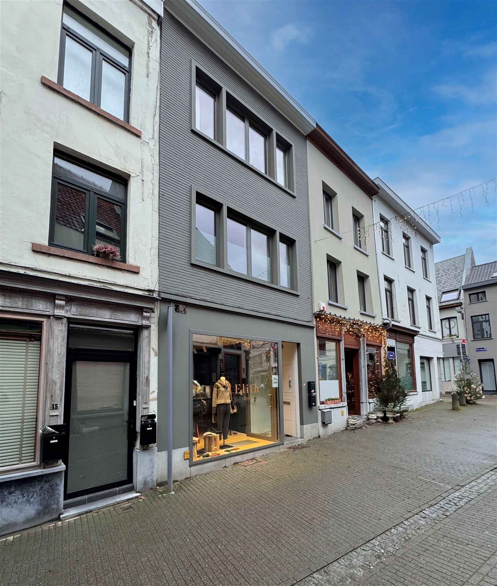 Commercial for sale in Halle - photo 1