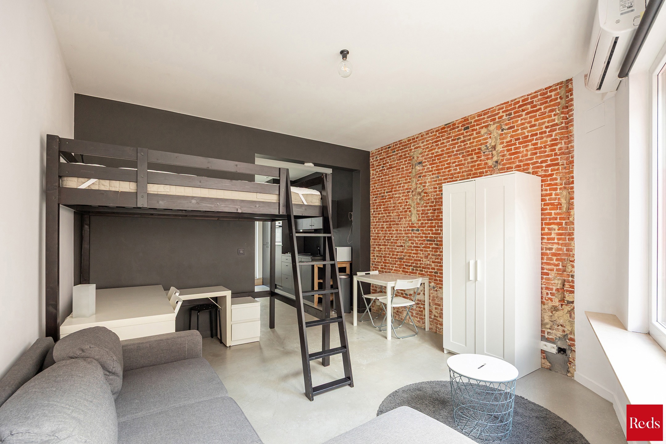 Stijlvolle en Instapklare Studio op Toplocatie in Antwerpen. - foto 4
