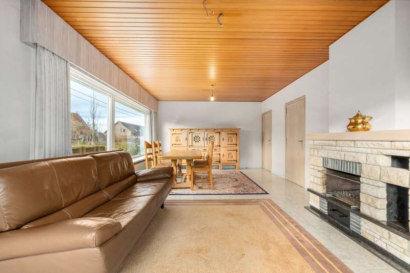 Torhout- Vrijstaande woning met 5 slaapkamers. - foto 3