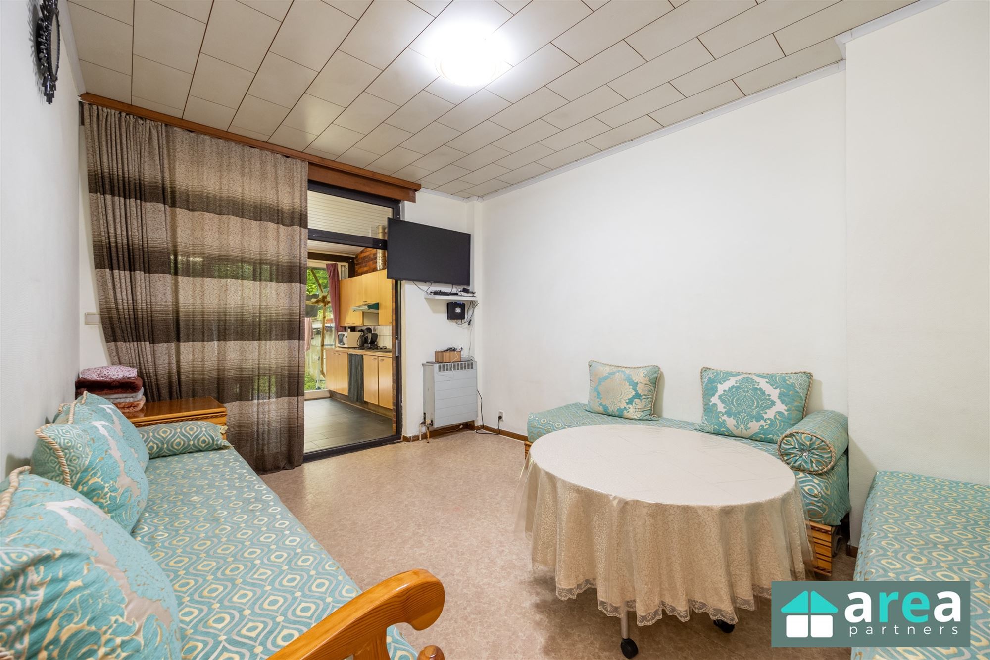 APPARTEMENTSGEBOUW BESTAANDE UIT 4 RUIME APP - foto 5